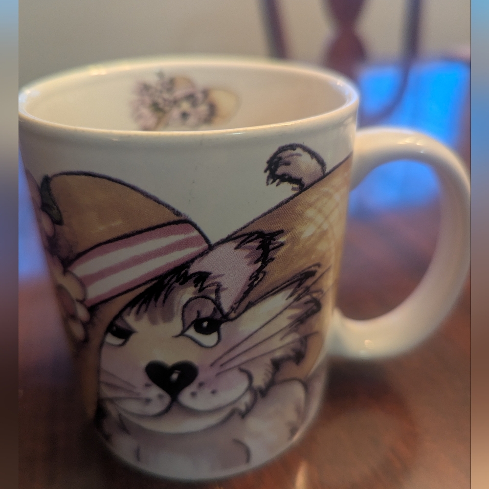 Loralie Harris Mug CAT WITH HAT FLOWERS 2006 Ceramic 10 oz Cup Loralie Designs